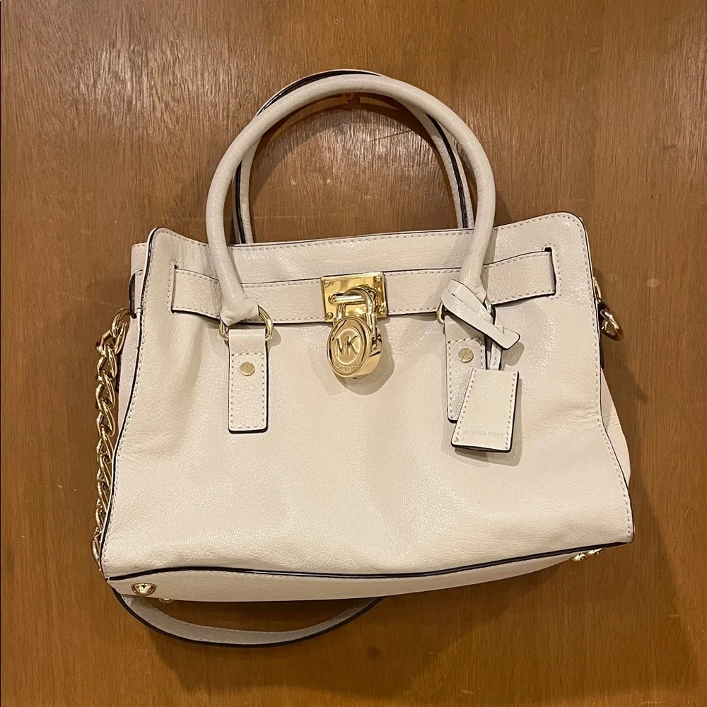 Michael Kors Hamilton Crossbody -Cream - Picture 1 of 9